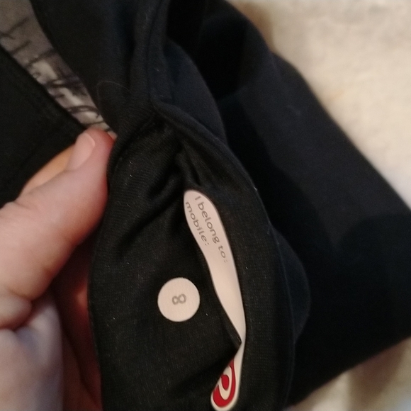 Lululemon capris - Picture 5 of 5